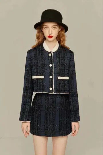 트웬티즈 TNEWTIES 크롭 라메 자켓 NAVY S사이즈