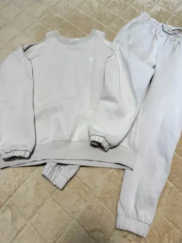 Rady 셋업 오픈 숄더