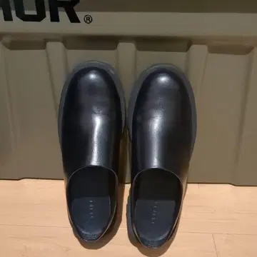 I NEED MORE SHOES 클로그 샌들 사이즈 36