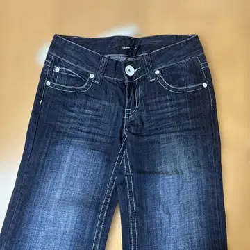 upper freak 부츠컷 데님 (S) [ 1207D ]