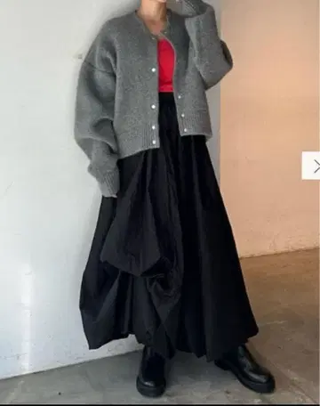 [ 새상품급 ] ELENDEEK 비대칭 벌룬 스커트 볼륨 롱