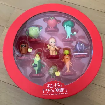 큐피 마요네즈 90th 큐피와 야채 친구들 피규어 세트