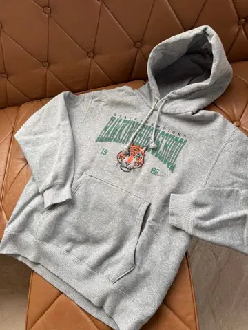 GU 기묘한 이야기 헤비 웨이트 후드 맨투맨 호킨스 M