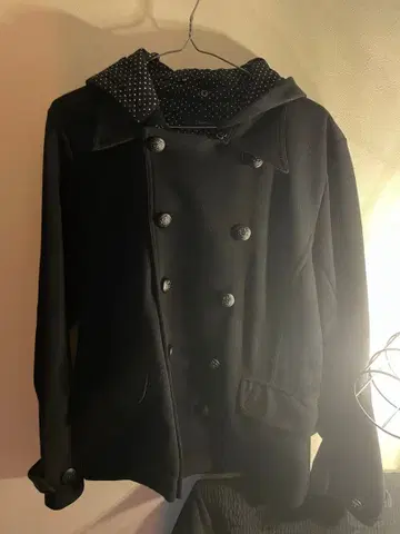 더블 브레스트 자켓 후드 부착 도트 도트 무늬