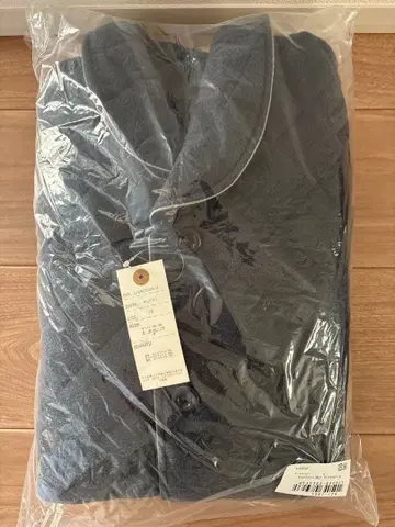 [ 미사용 새상품 ] 남성용 따뜻한 룸웨어 M 사이즈