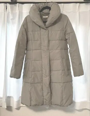 새상품급 avv 다운 퀼팅 롱 코트 베이지