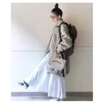 캔브릭 레이스 자수 개더 스커트 화이트 프리