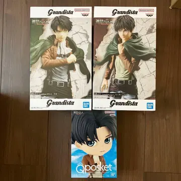 진격의 거인 피규어 세트