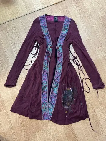 OZZ ONESTE 와인 레드 가디건 프리 사이즈 스트레치 소재