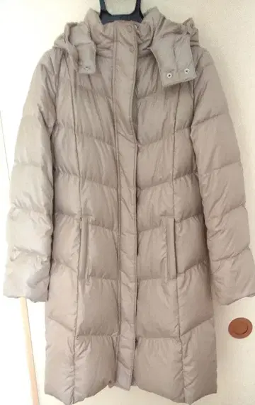 프리미엄 다운 롱 코트 유니클로 베이지 M