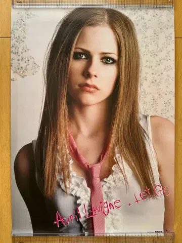 Avril Lavigne 아브릴 라빈 포스터 3