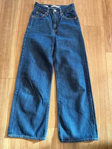 새상품급 리바이스 RIB CAGE WIDE LEG 23 인디고 블루