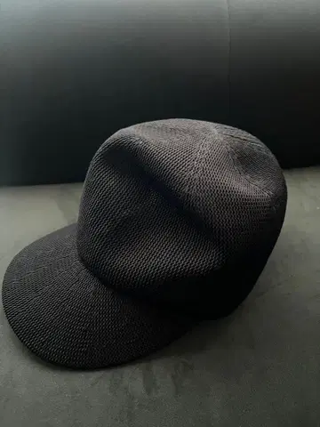 CFCL 블랙 메쉬 캡