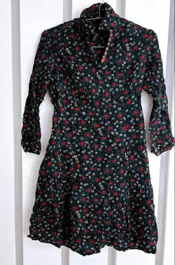 1점 꽃무늬 원피스 스커트 블랙 7부 소매 슬림