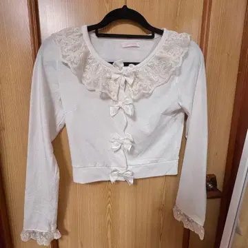 LIZ LISA 화이트 크롭 가디건