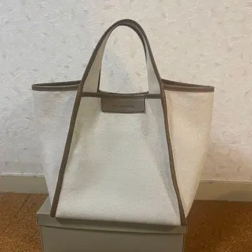 FEEL AND TASTE 토트 백