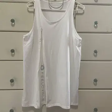 FEELCYCLE 화이트 탱크탑