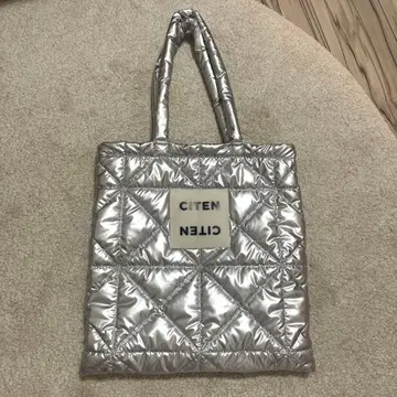 CITEN 패디드 토트백 실버