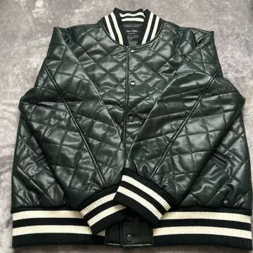The LEMU 다크 그린 퀼팅 자켓 L 사이즈