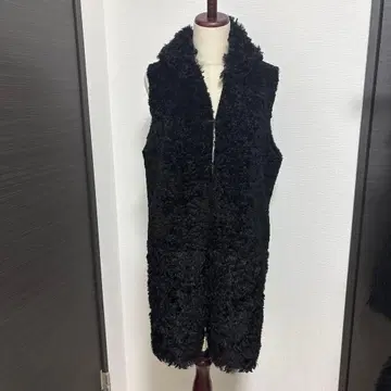 새상품 RISLEY 리버서블 후드 부착 블랙 퍼 베스트