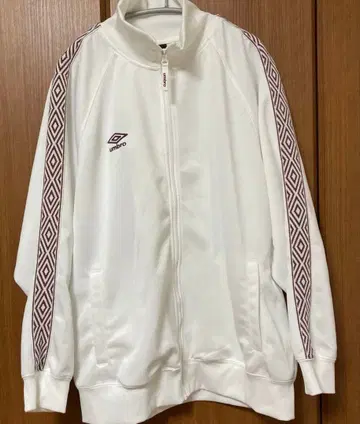 umbro 화이트 자켓 XL