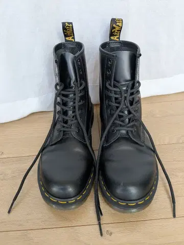 Dr. Martens 8홀 부츠 1460 블랙 UK7 26cm