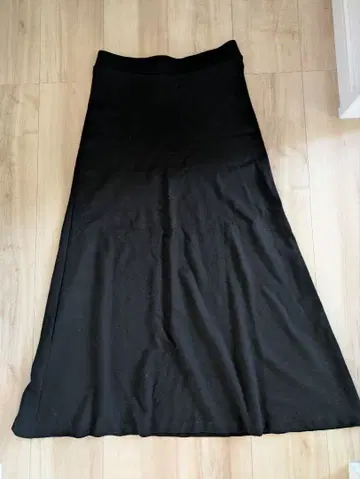 EVERYDAY I LIKE 블랙 플레어 스커트