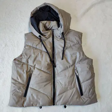 [ 새상품급 ] ZARA 인조 가죽 다운 베스트