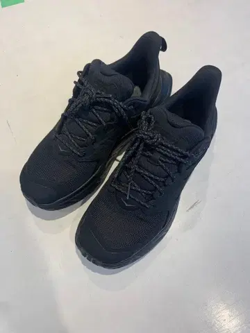 호카 / 스니커즈