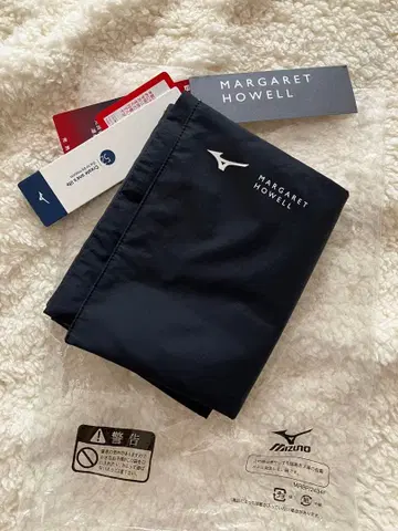 택 포함 새상품 23AW 마가렛호웰 x 미즈노 다운 머플러 완판템