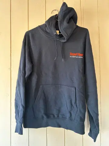 Royal Host 콜라보 후드티