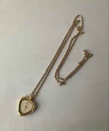 세이코 펜던트 워치 쿼츠 미사용 빈티지