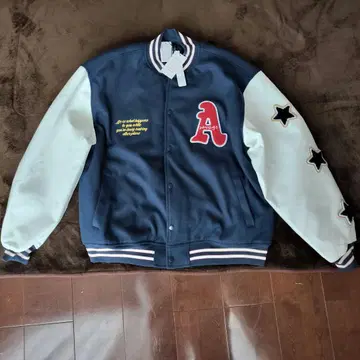 바시티 자켓 네이비/라이트 블루 별 자수