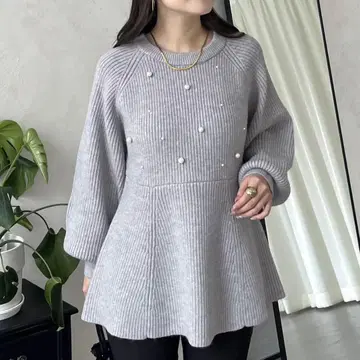 프로즈 베일 프론트 펄 래글런 페플럼 니트