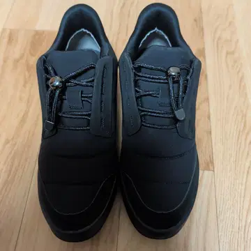 블랙 슬립온 스니커즈