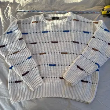 ZARA MAN 화이트 니트 스웨터 M 사이즈