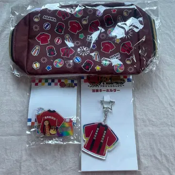 WEST. 주연 우라샤인 -스파이 시켜주고 있습니다- 굿즈 묶음 판매