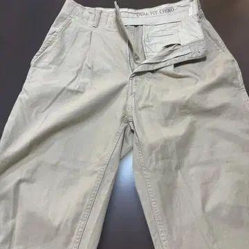 EDIFICE 오벌 핏 턱 치노 팬츠 두꺼운 원단 새상품급