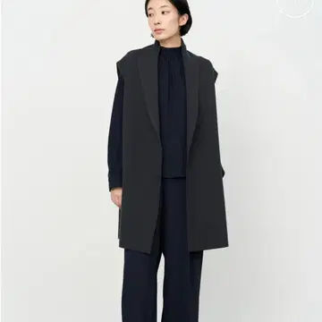 SOEJU 울 혼방 니트 베스트 차콜