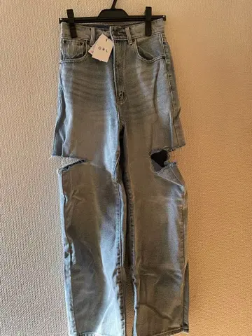 새상품 GRL 라이트 블루 스트레이트 데님 데미지 가공