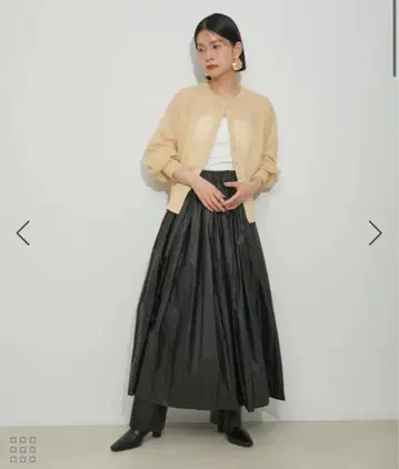 ADAM ET ROPE FEMME 메탈릭 이지 스커트 블랙