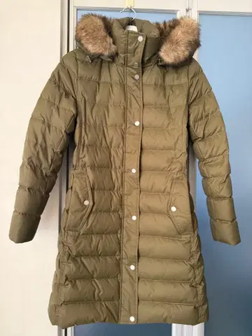 타미힐피거 후드 부착 올리브 그린 다운 자켓 M