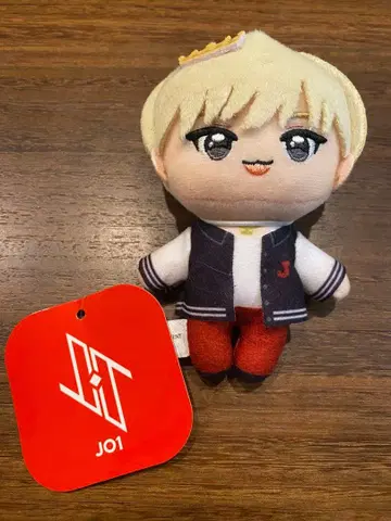 JO1 시로이와 루키 왕관 달린 봉제 인형 약 15cm