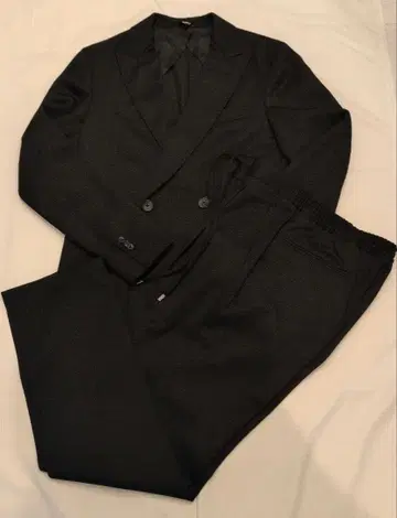 Belvest 수트 사이즈 48