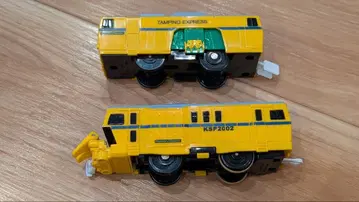 프라레일 멀티플 타이탄퍼, 발라스트 레귤레이터