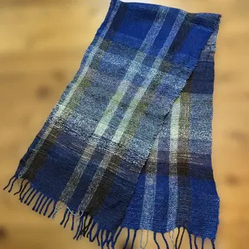 시삼 공방 수제 체크 무늬 머플러