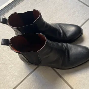 블랙 가죽 부츠 마가렛호웰