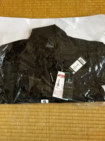 I'z Frontier 블랙 자켓