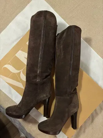 라이트 브라운 스웨이드 롱 부츠 하이힐 24cm