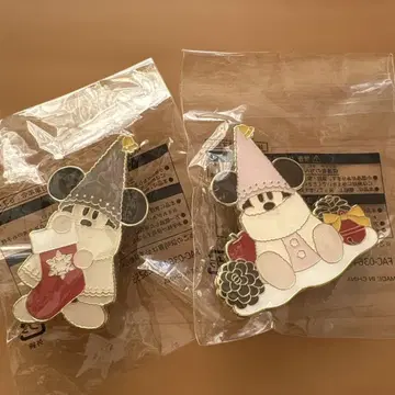 릴루린린 크리스마스 핀 배지 2개 세트